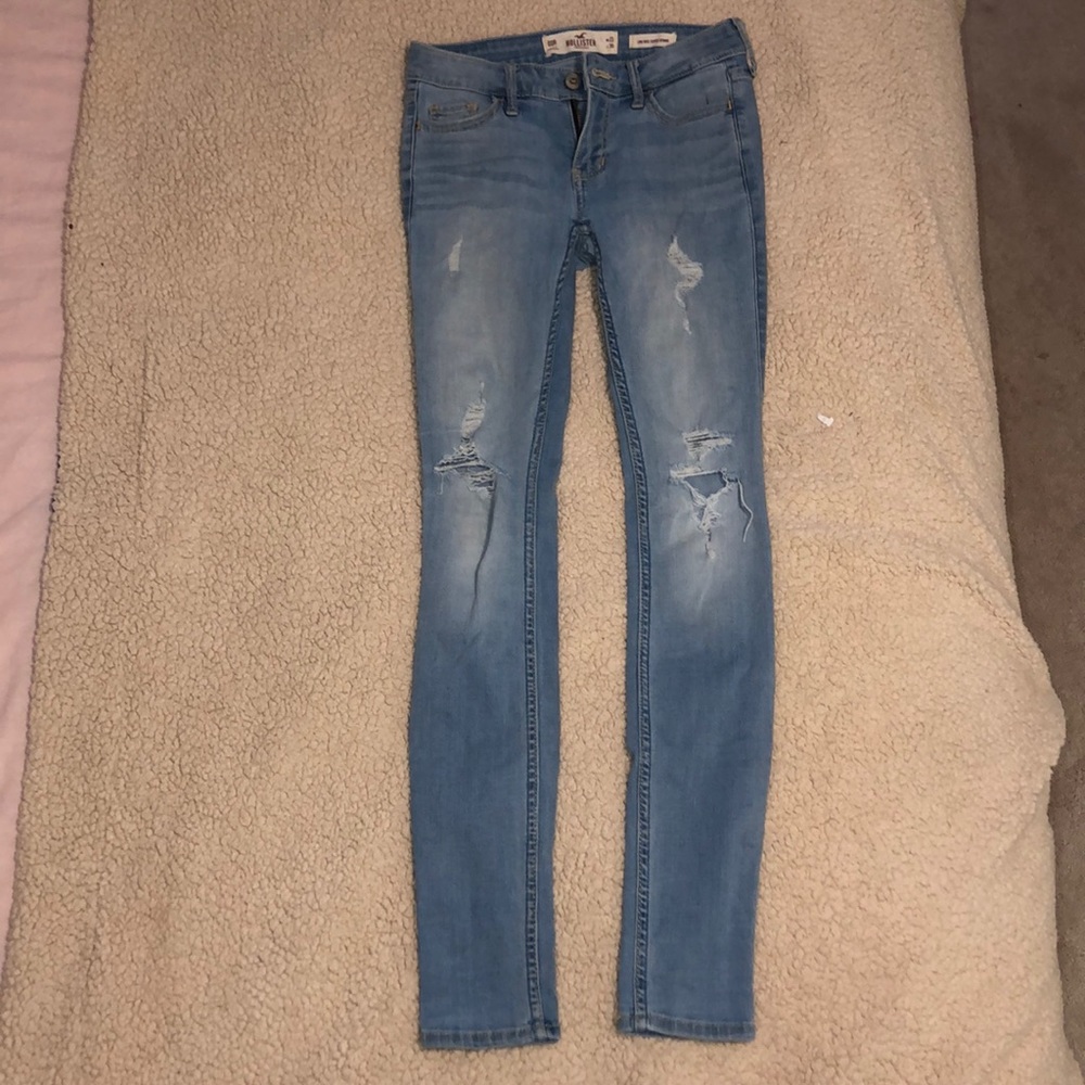 HOLLISTER Super Skinny Jeans size 23!⭐️